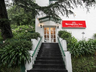 Honeymoon Inn